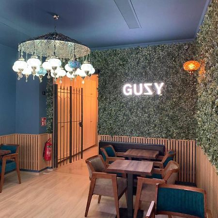 Hotel Guzy Lier Eksteriør bilde