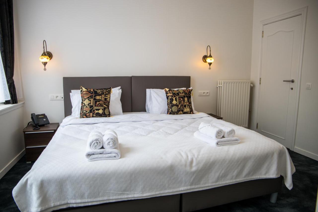 Hotel Guzy Lier Eksteriør bilde