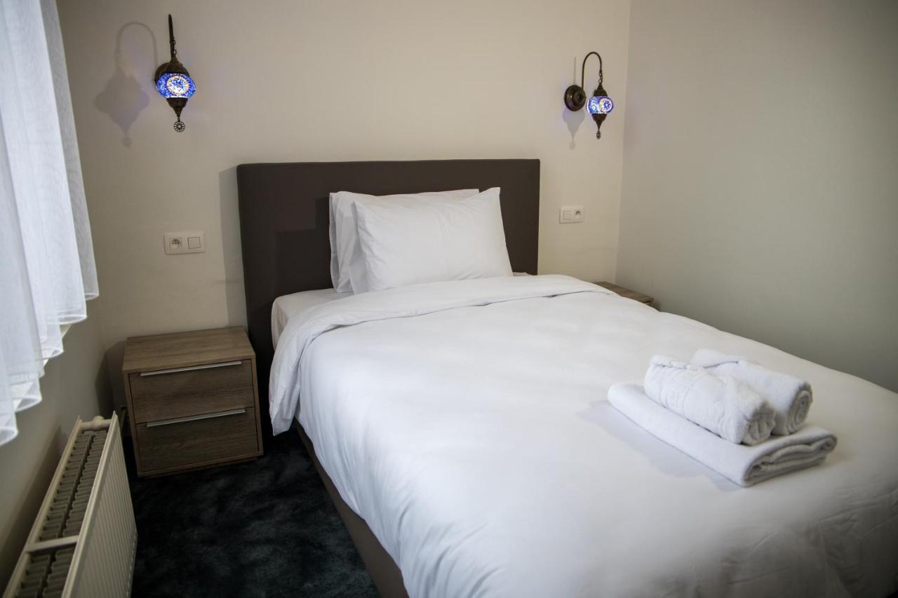 Hotel Guzy Lier Eksteriør bilde